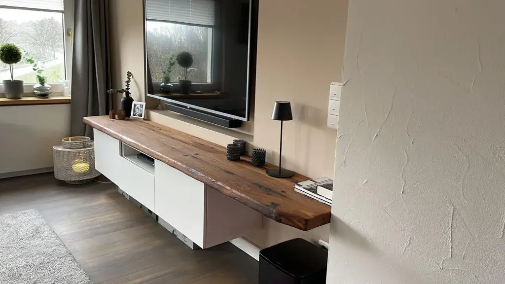 TV Unterschrank Altholz